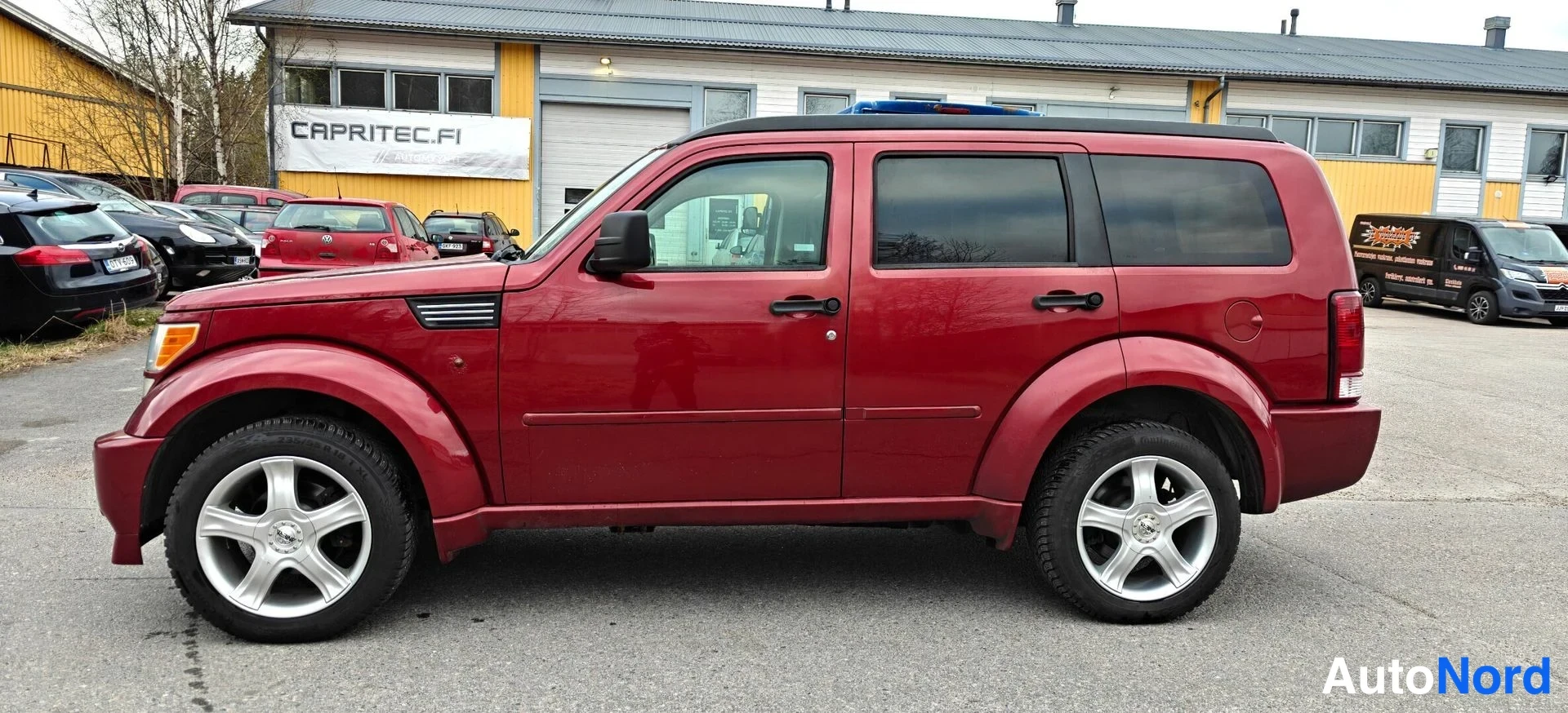 Punainen Dodge Nitro 2007, takaviisto, kuva 7