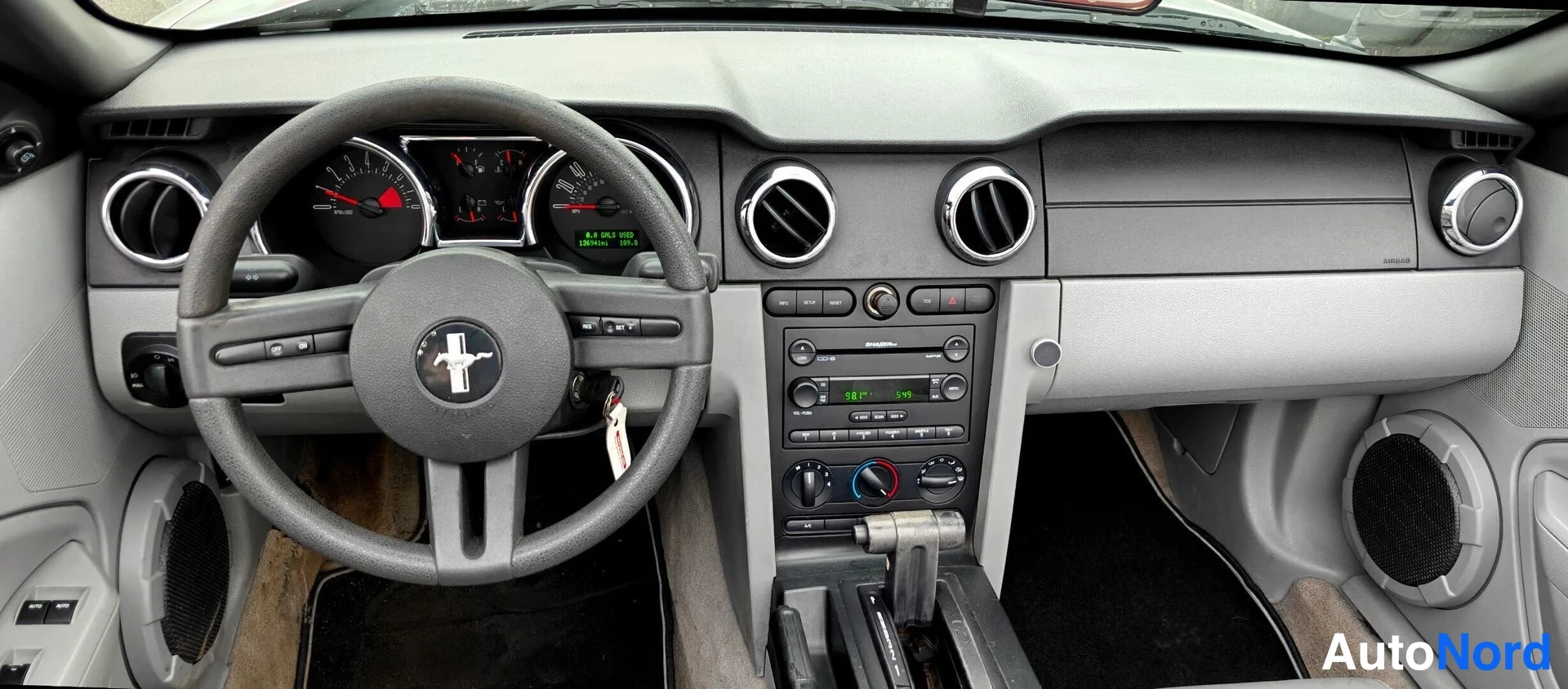Hopea Ford Mustang 2005, kuva 13