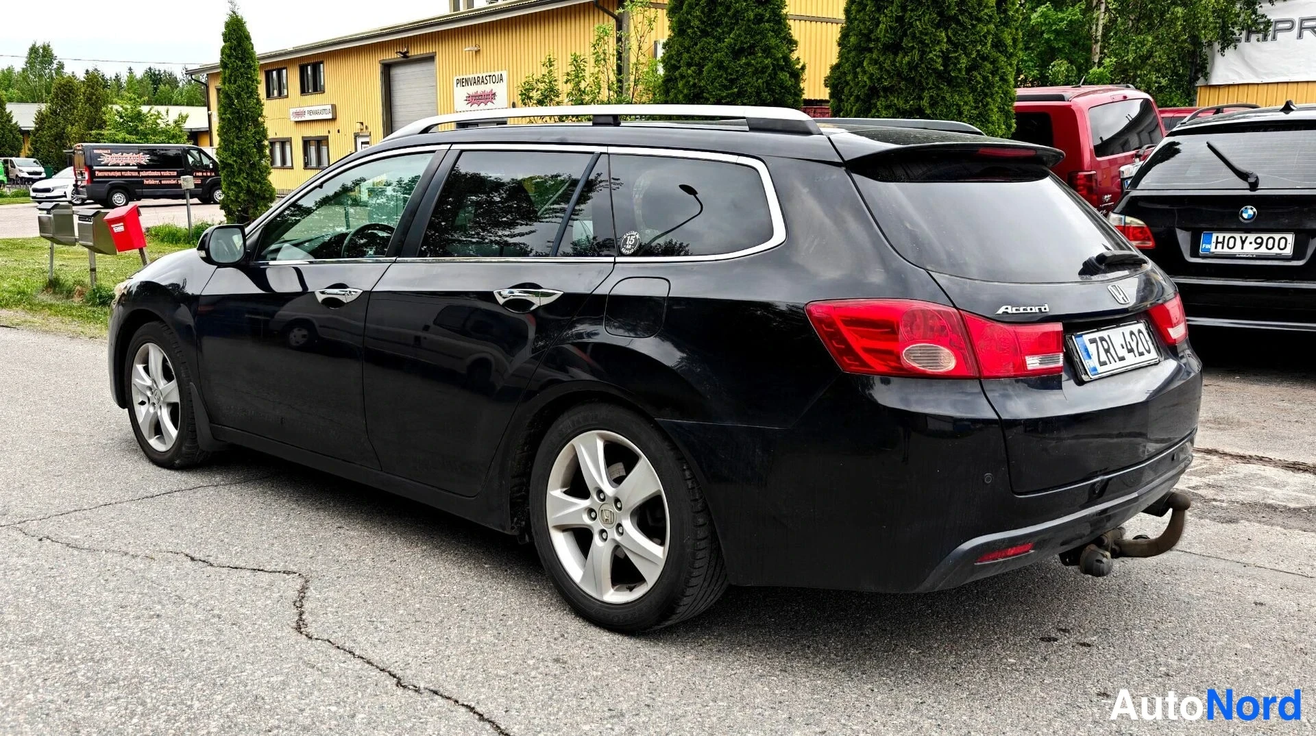 Musta Honda Accord Tourer 2009, takaviisto, kuva 5