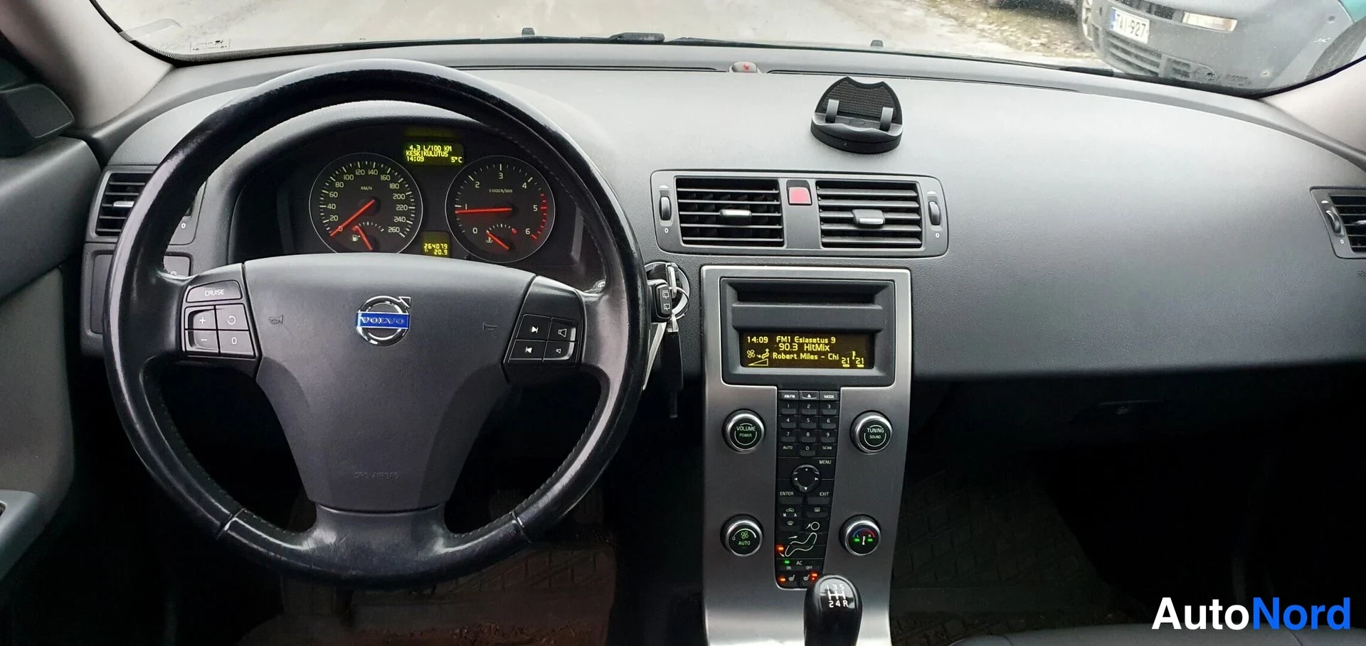 Hopea Volvo V50 2010, kuva 7