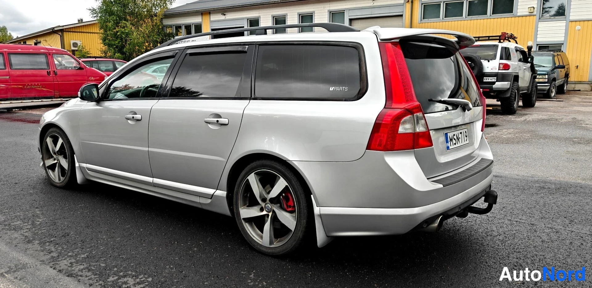 Hopea Volvo V70 2011, takaviisto, kuva 5