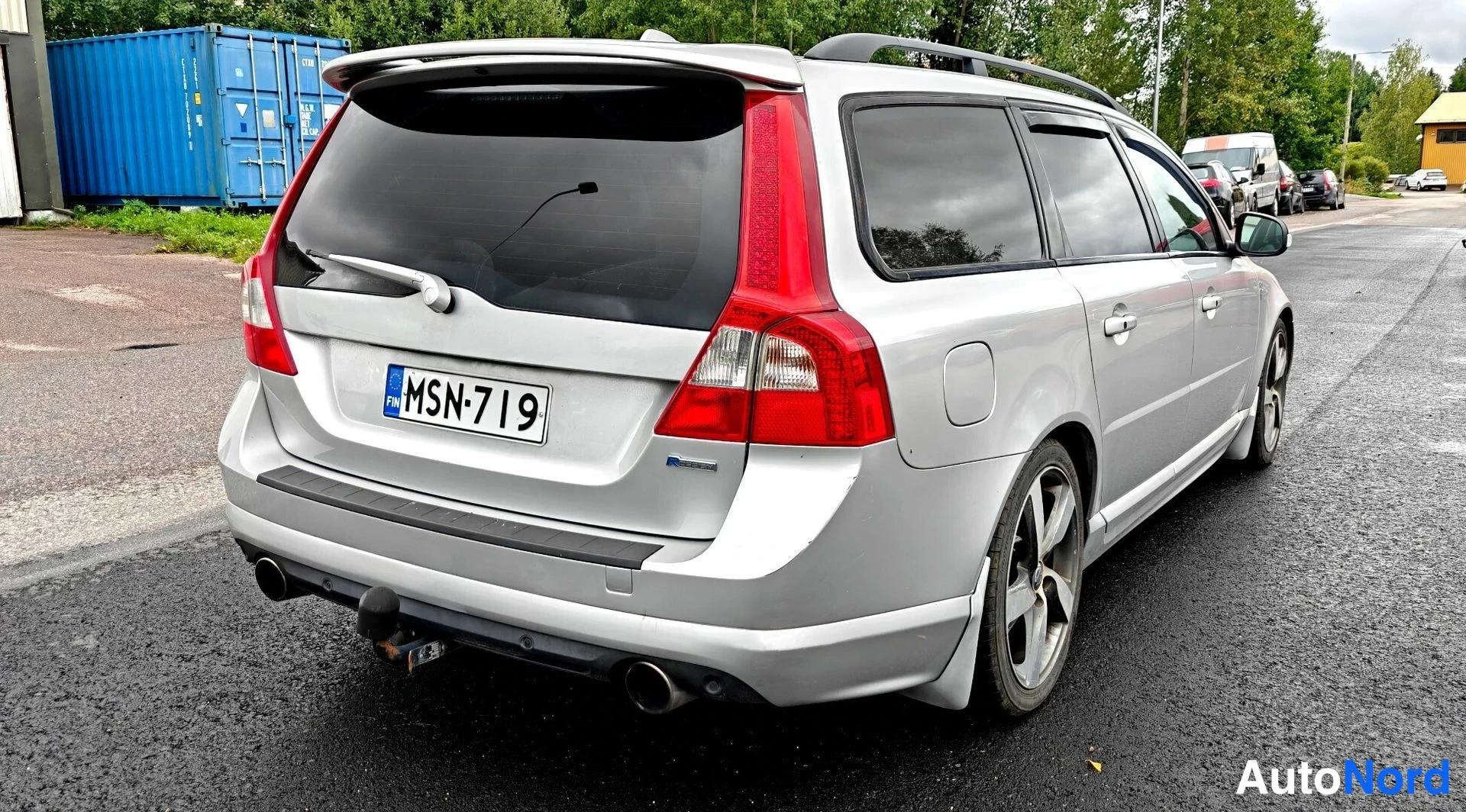 Hopea Volvo V70 2011, takaviisto, kuva 6