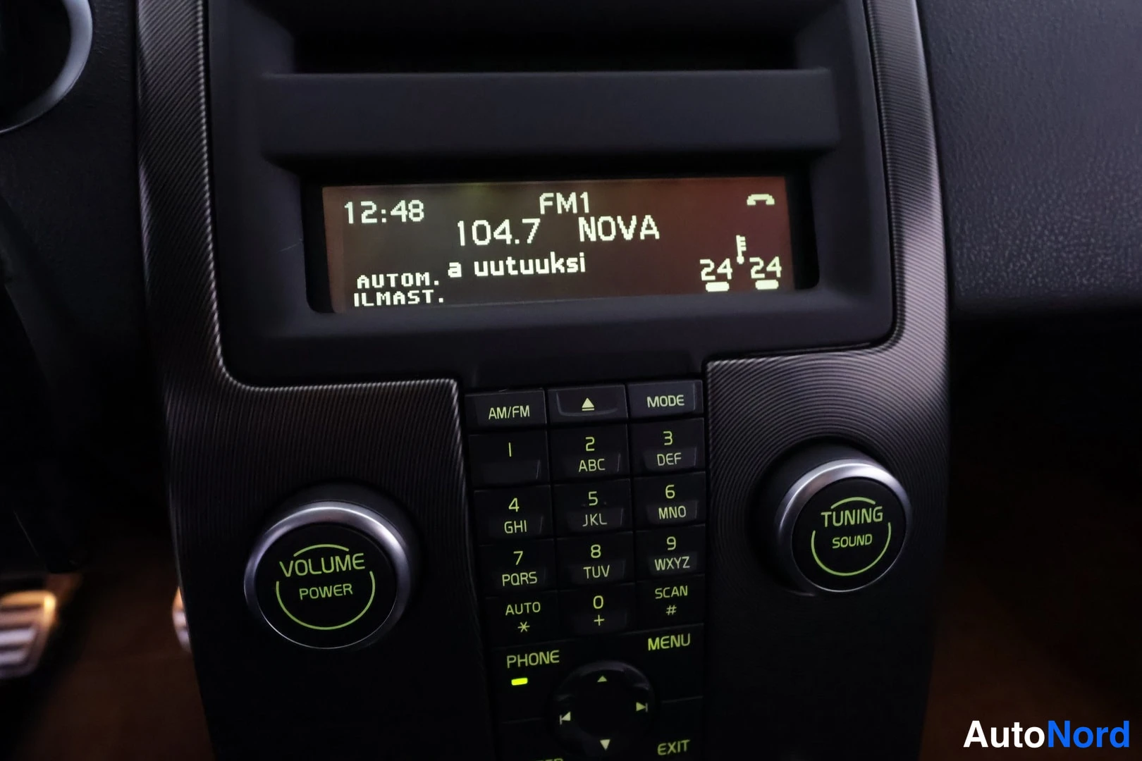 Musta Volvo C30 2012, yksityiskohta, kuva 16