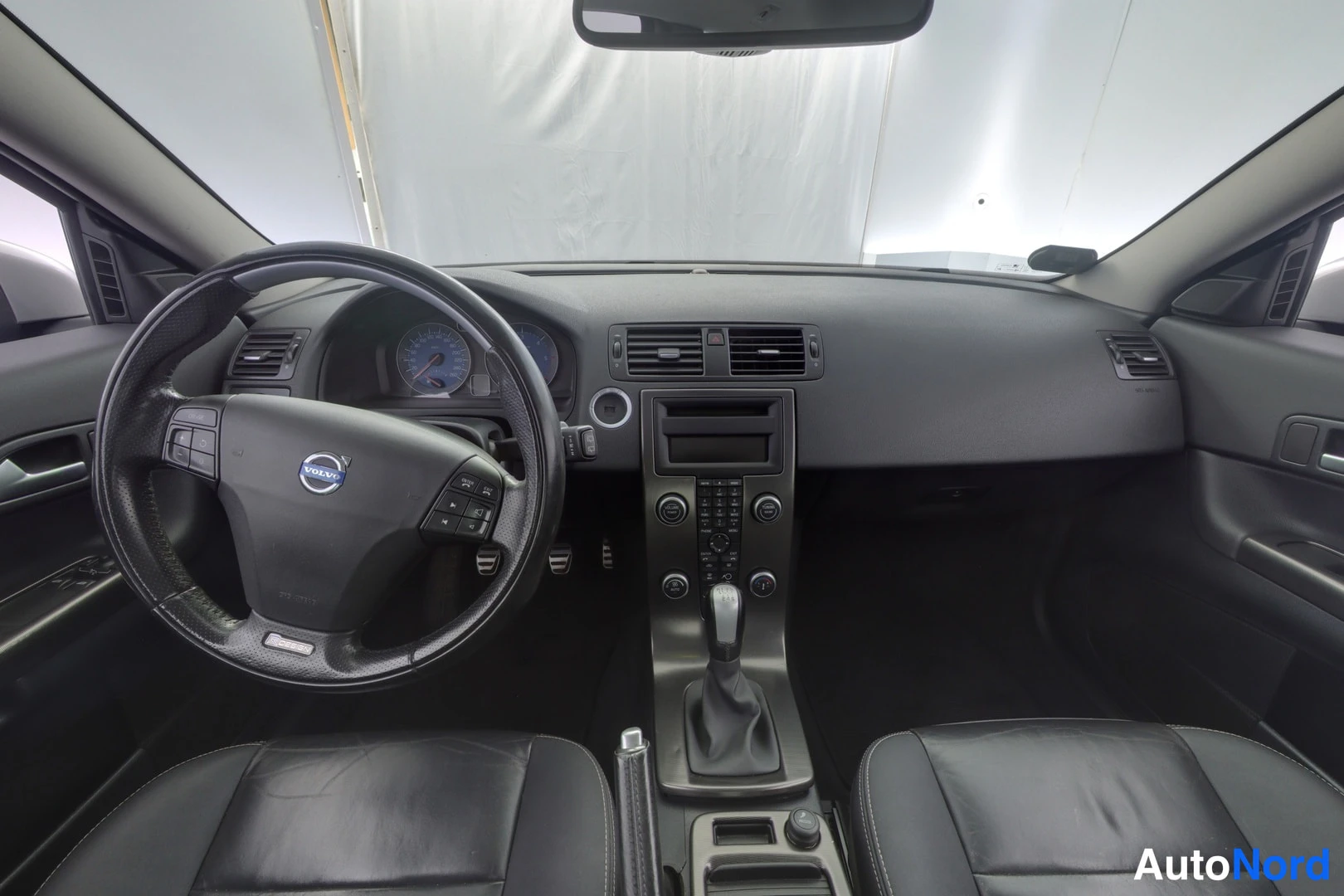 Musta Volvo C30 2012, kuva 18