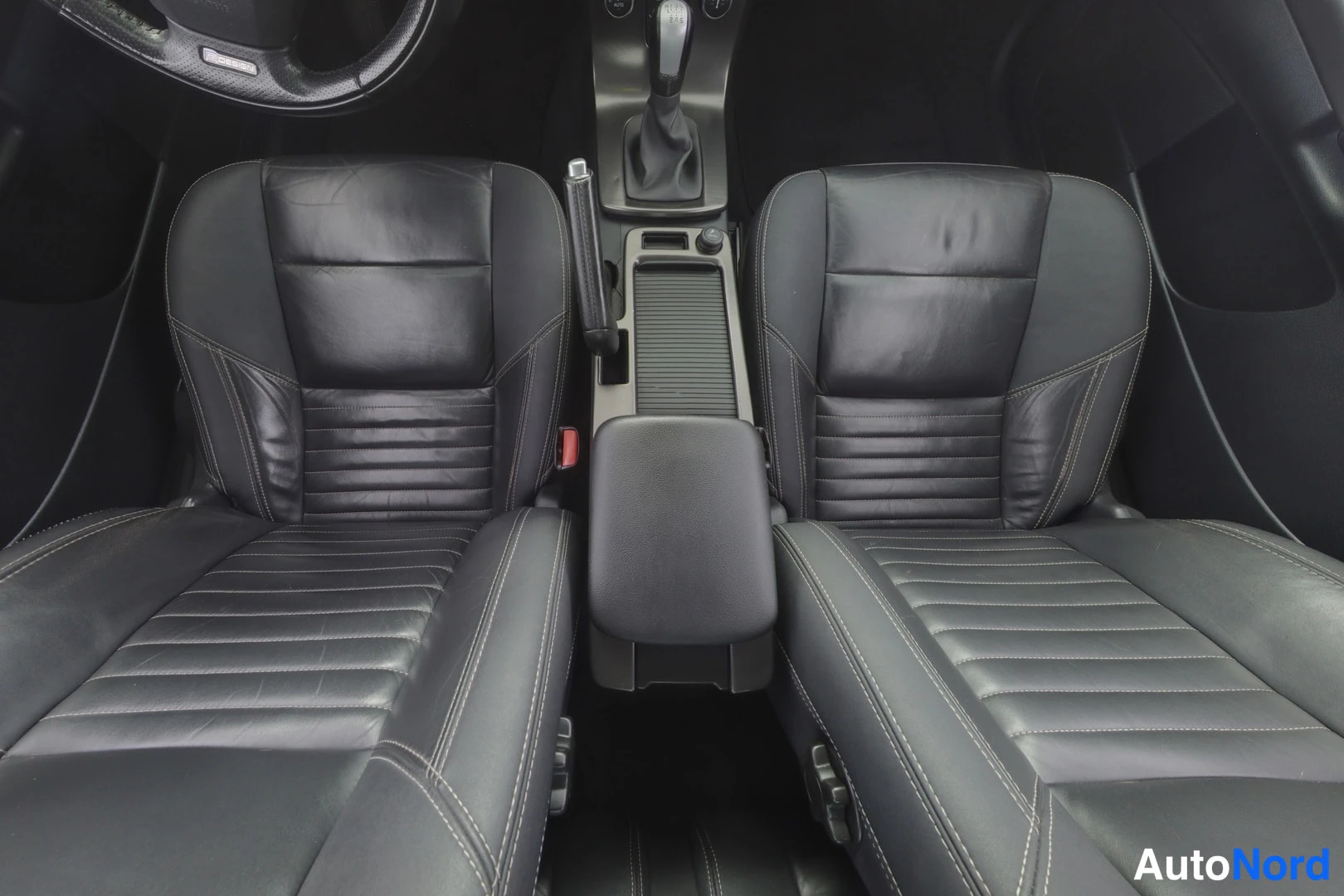 Musta Volvo C30 2012, kuva 19