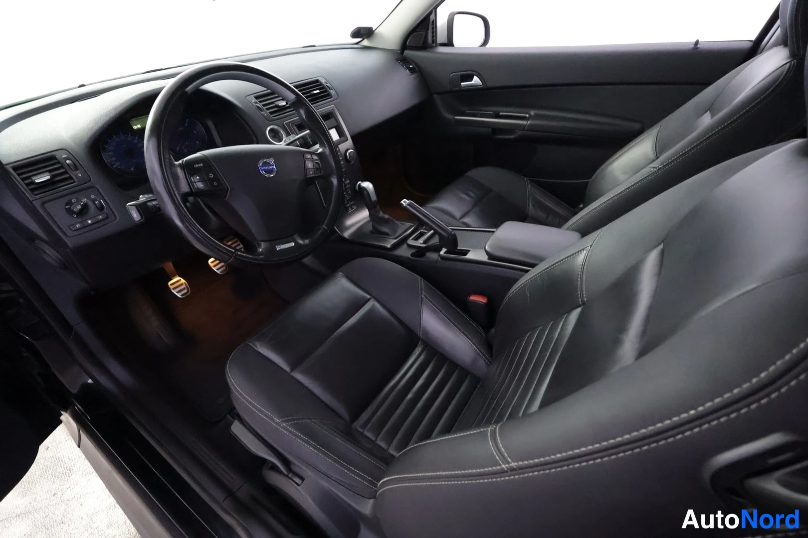 Musta Volvo C30 2012, kuva 20