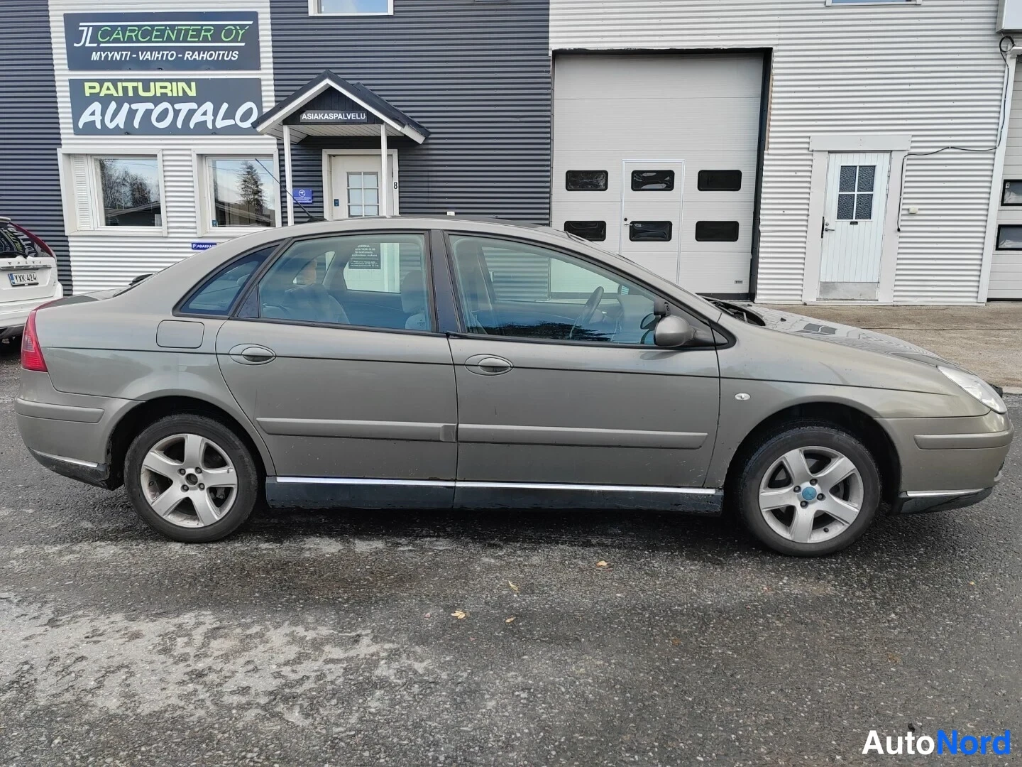 Beige Citroen C5 2007, etuviisto, keula oikealle, kuva 5