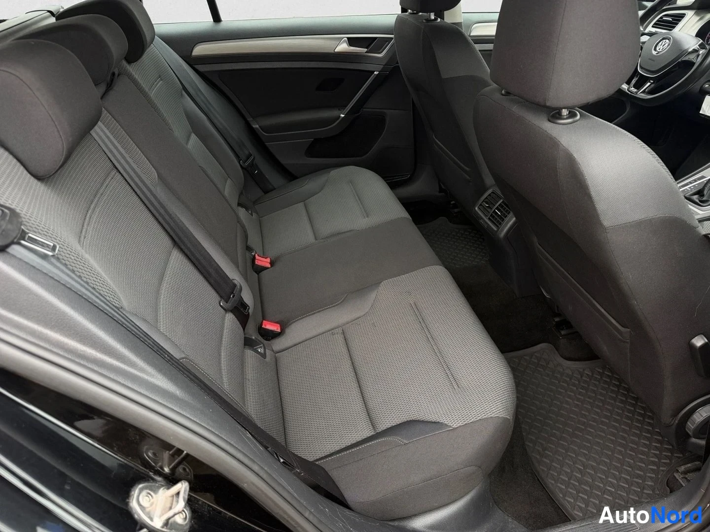 Musta Volkswagen Golf Variant 2014, kuva 18