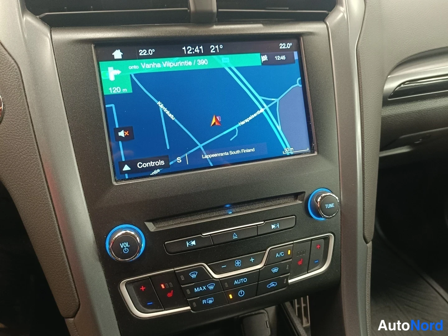 Harmaa Ford Mondeo 2017, kuva 20