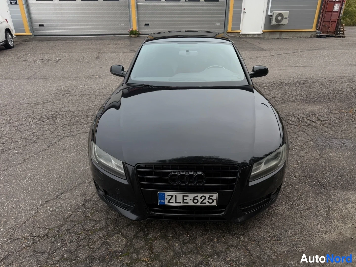 Musta Audi A5 Sportback 2011, edestä, kuva 5