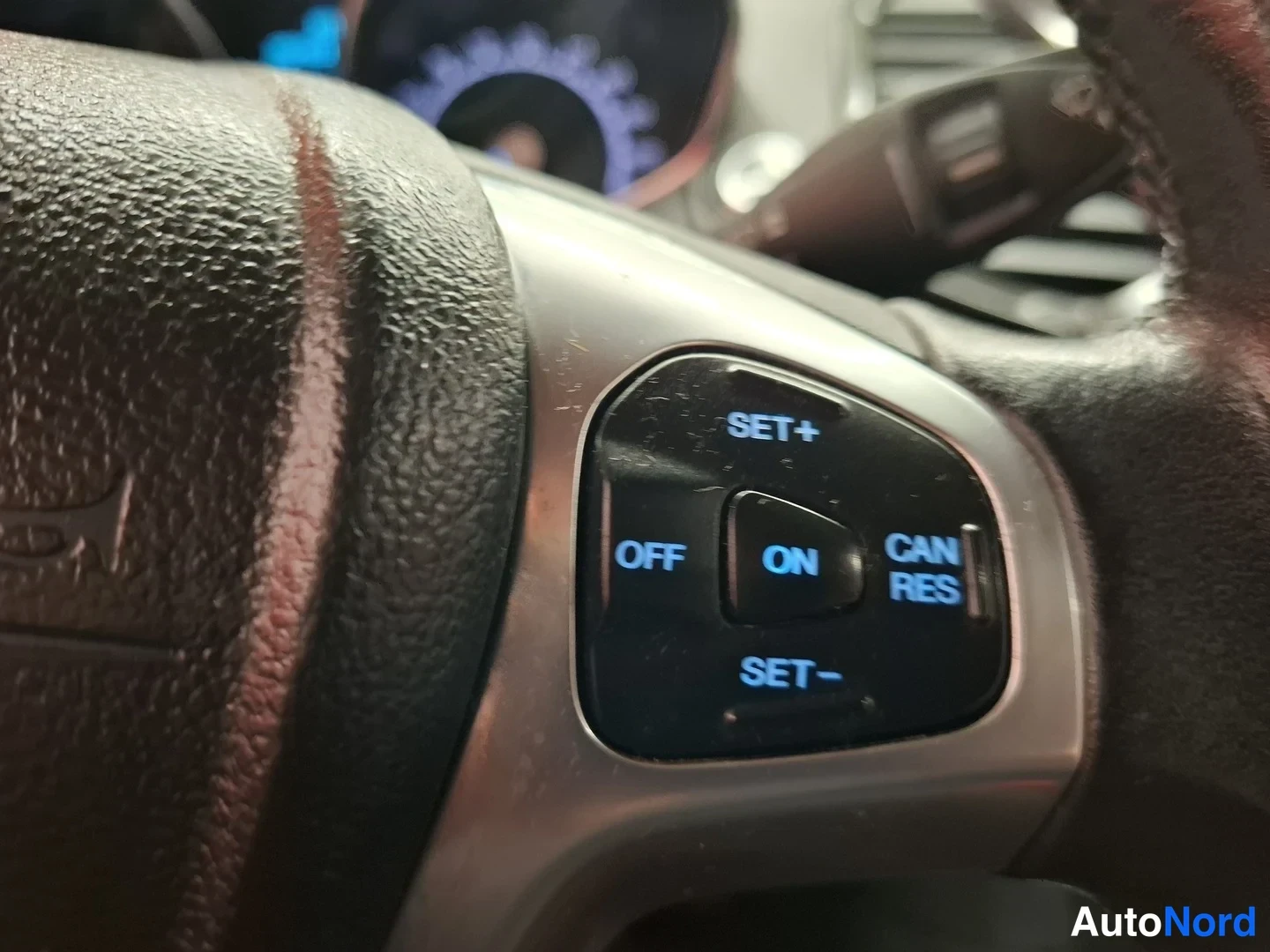 White Ford EcoSport 2017, detail, photo 10