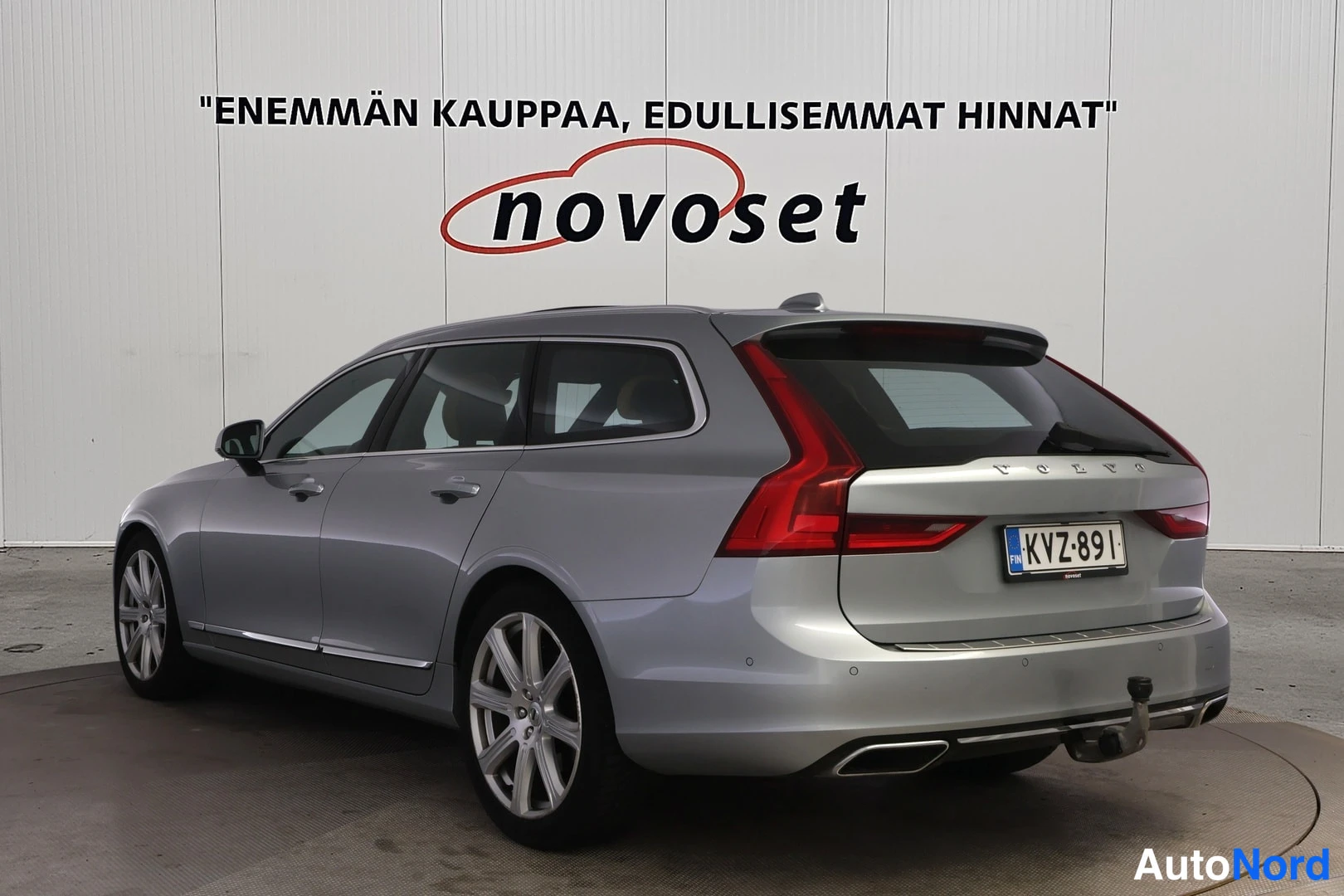 Hopea Volvo V90 2016, takaviisto, kuva 4