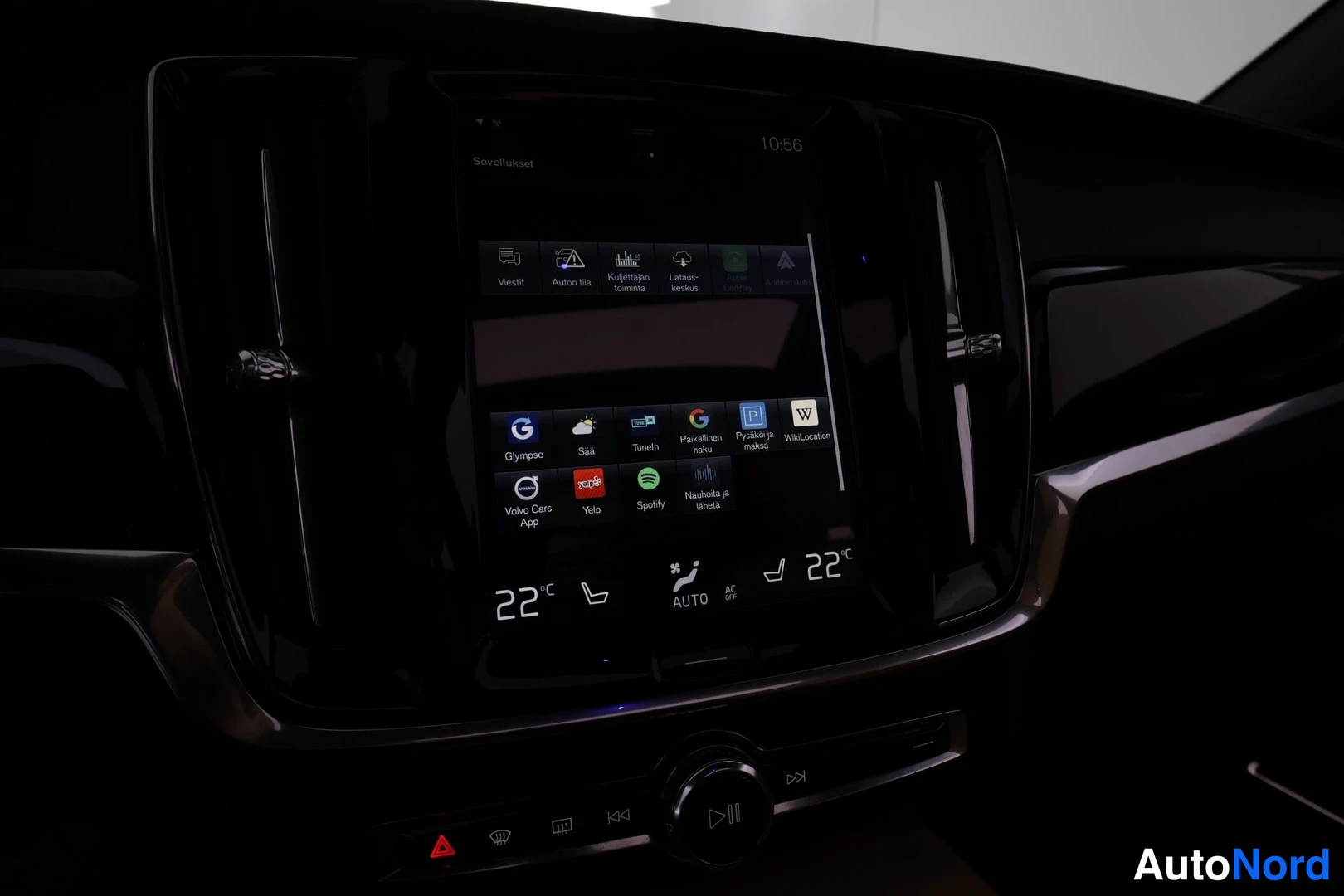 Hopea Volvo V90 2016, ohjaamo, kuva 15