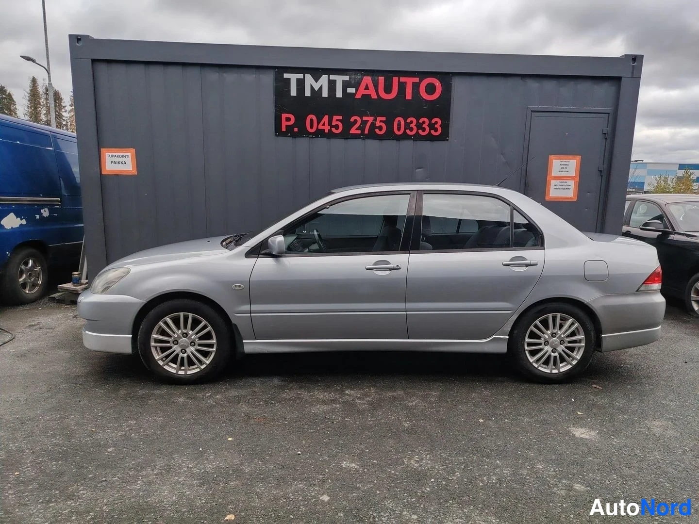 Hopea Mitsubishi Lancer 2004, sivulta, kuva 4