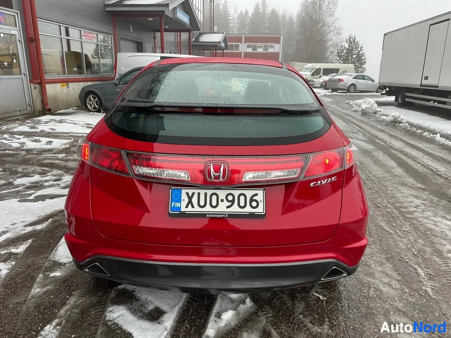 Red Honda Civic 2009, rear, photo 11