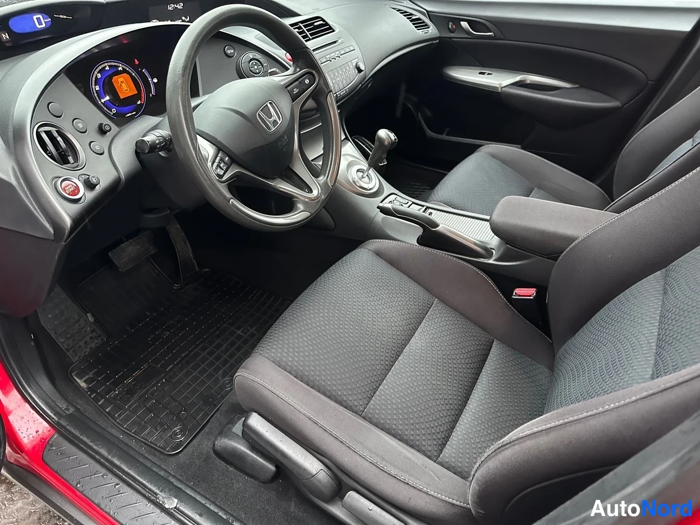 Red Honda Civic 2009, photo 15