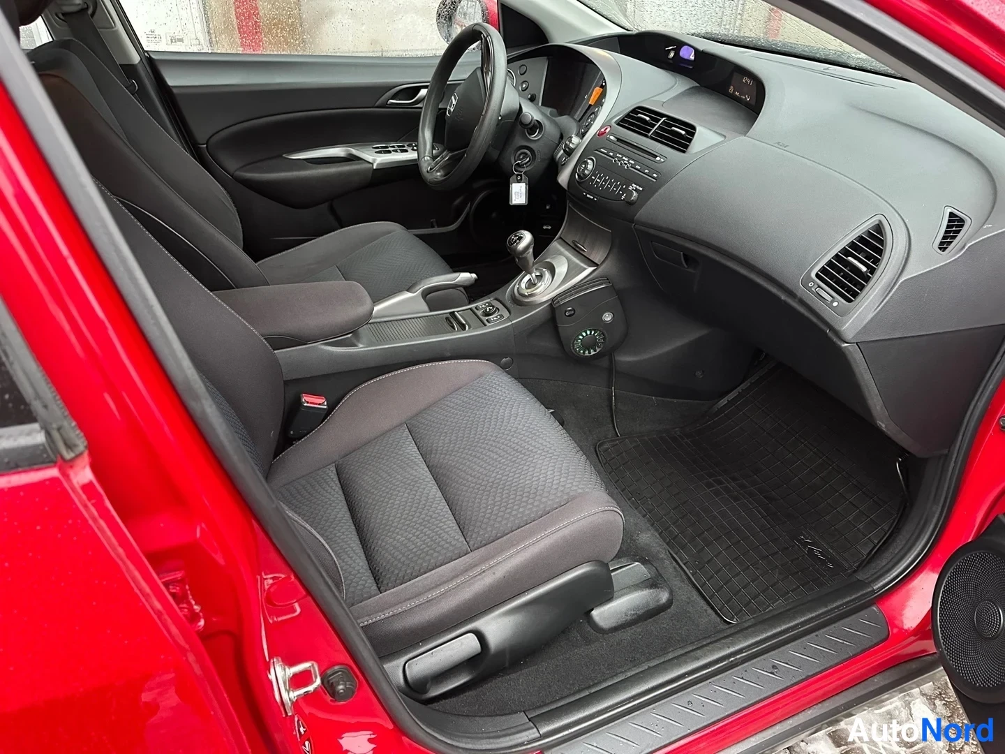 Red Honda Civic 2009, photo 16