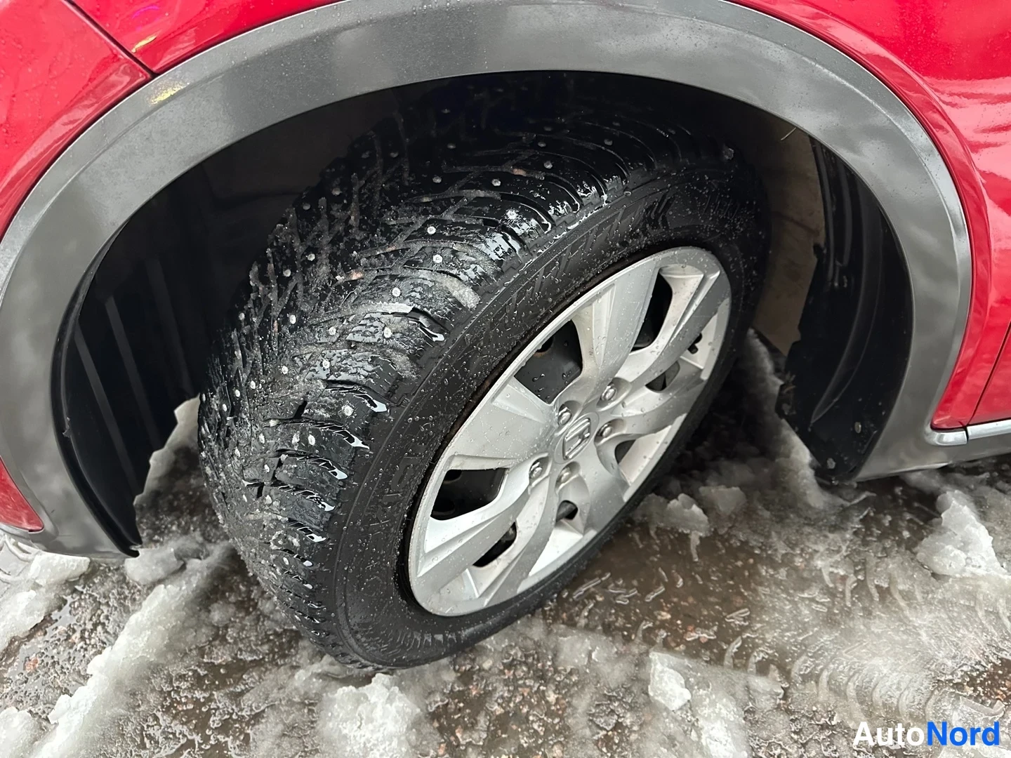 Red Honda Civic 2009, detail, photo 12
