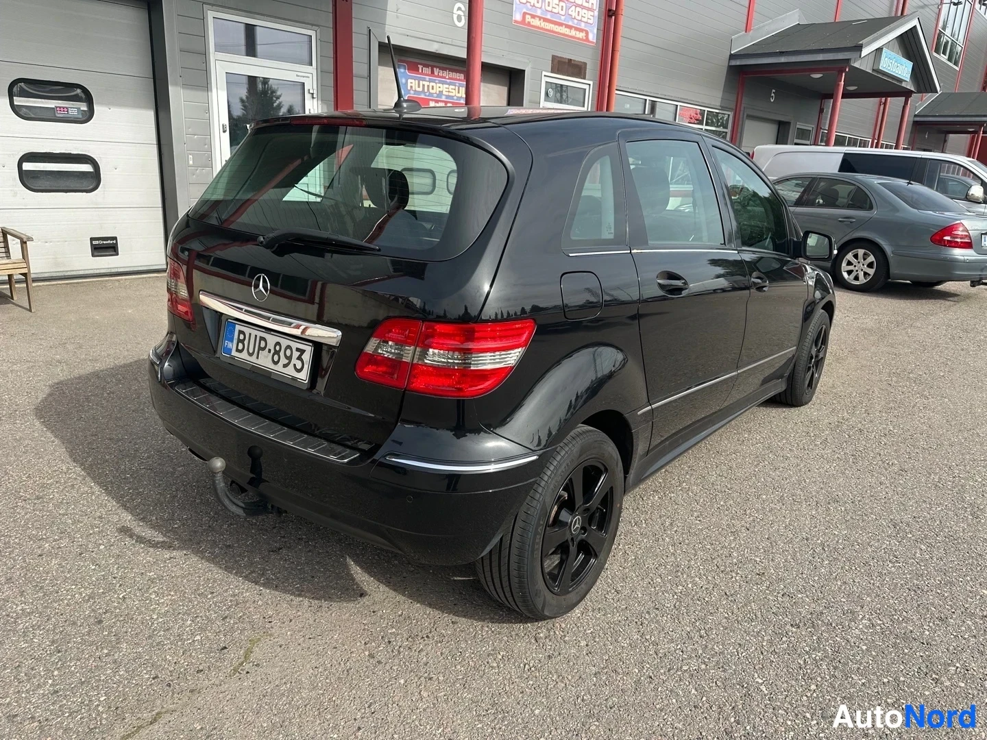 Black Mercedes-Benz B 170 2009, rear three-quarter, photo 12