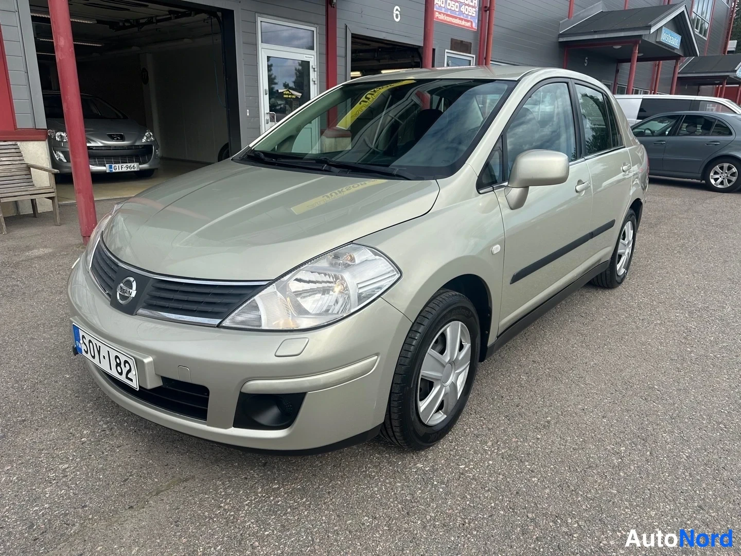 Nissan Tiida 1,6 Visia 2007