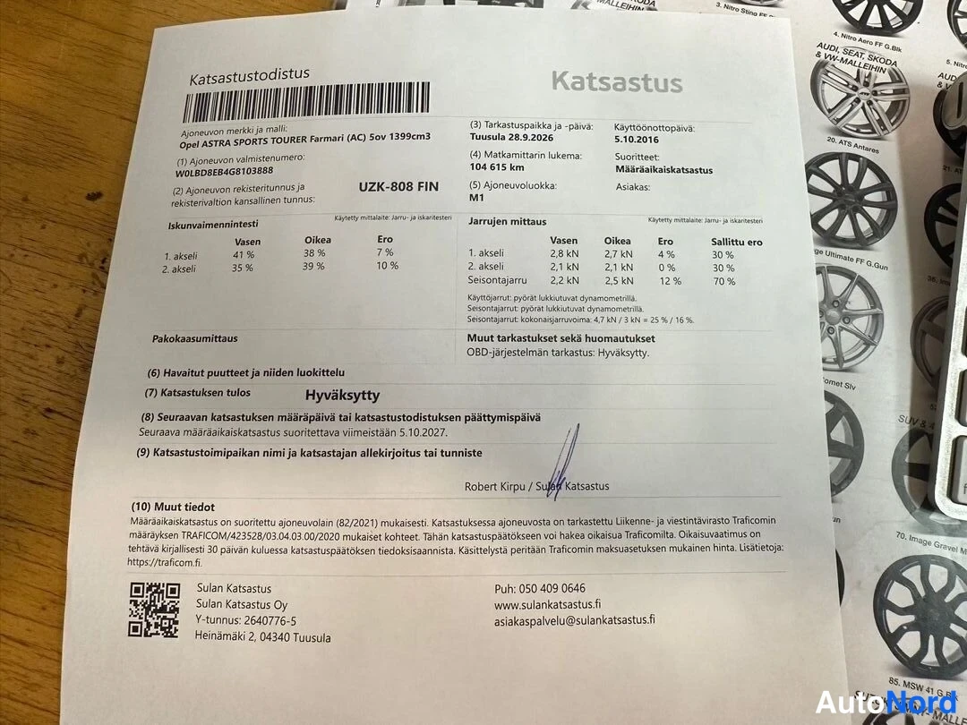 Blue Opel Astra 2016, photo 24