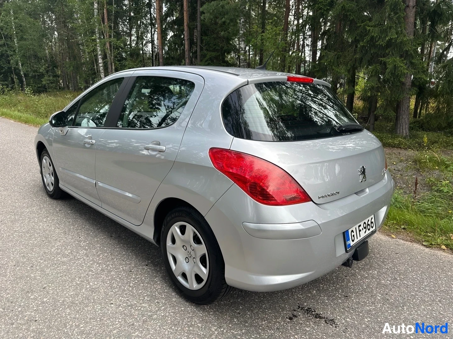 Silver Peugeot 308 2008, rear three-quarter, photo 11
