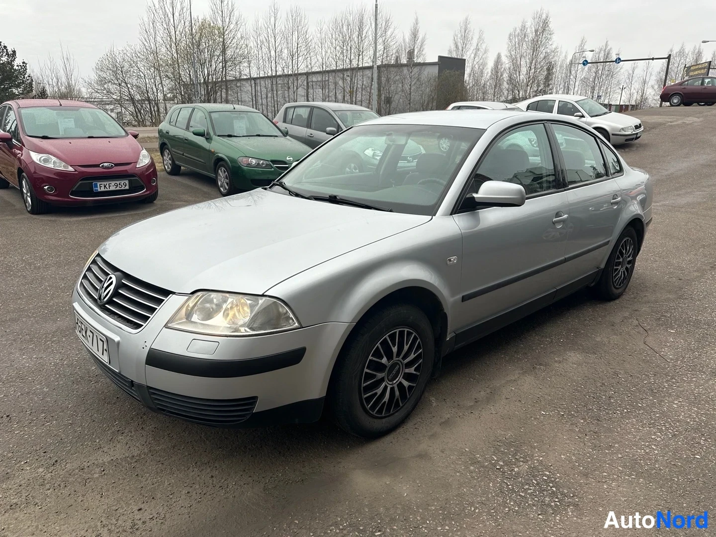 Volkswagen Passat 1.6 Firstline 2001
