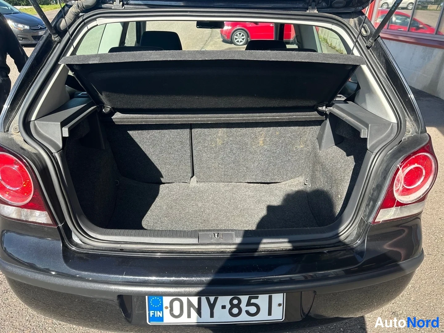 Black Volkswagen Polo 2007, rear, photo 10