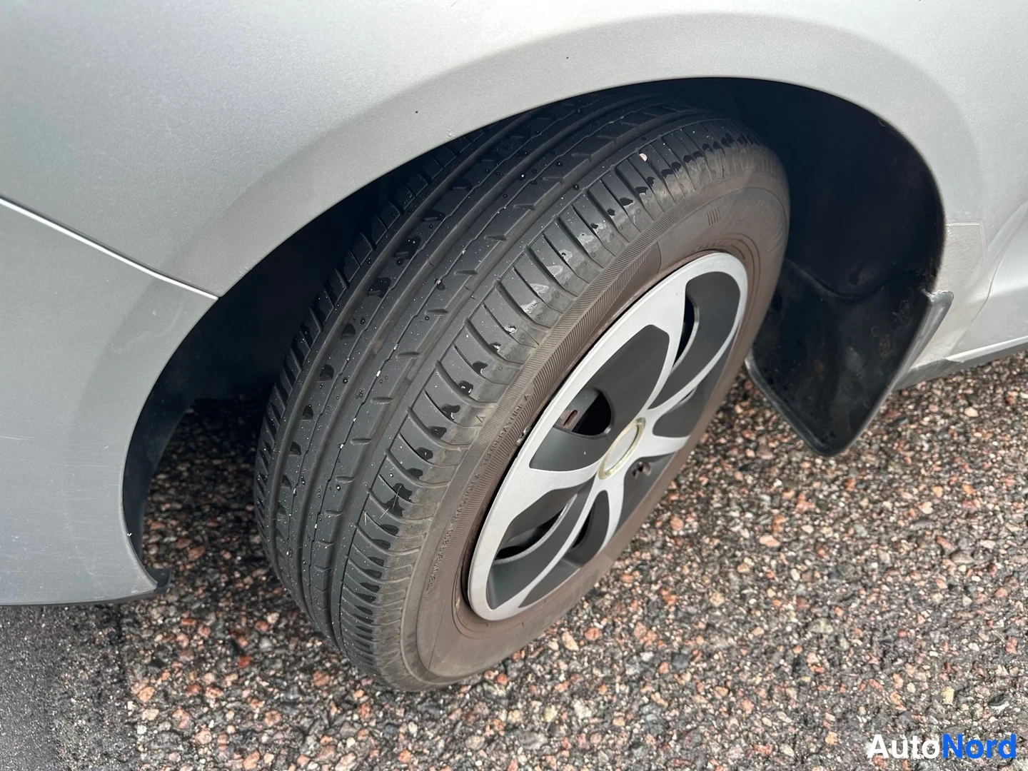 Silver Volkswagen Polo 2008, side, photo 8
