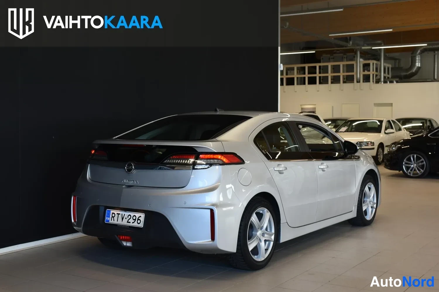 Hopea Opel Ampera 2013, takaviisto, kuva 9