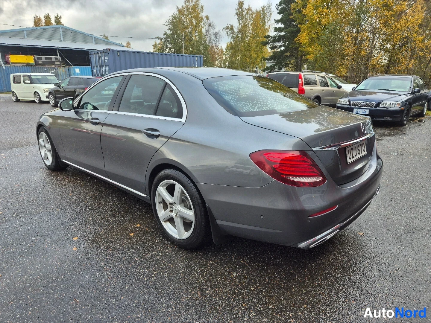 Harmaa Mercedes-Benz E 220 d 2017, takaviisto, kuva 6