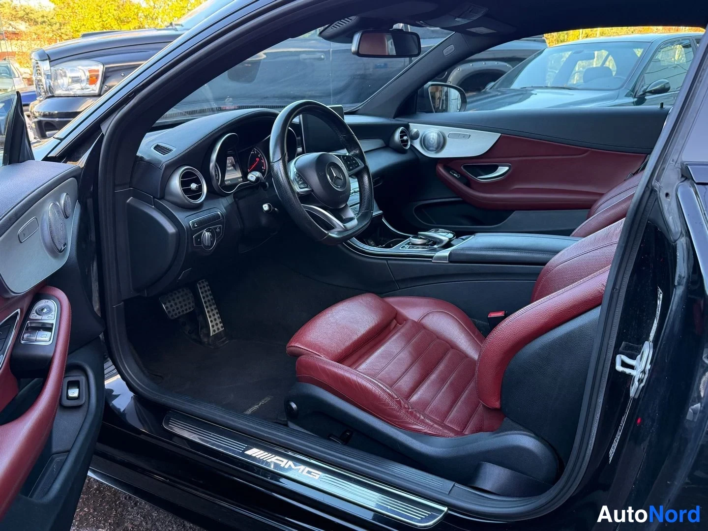 Musta Mercedes-Benz C 43 2017, kuva 19