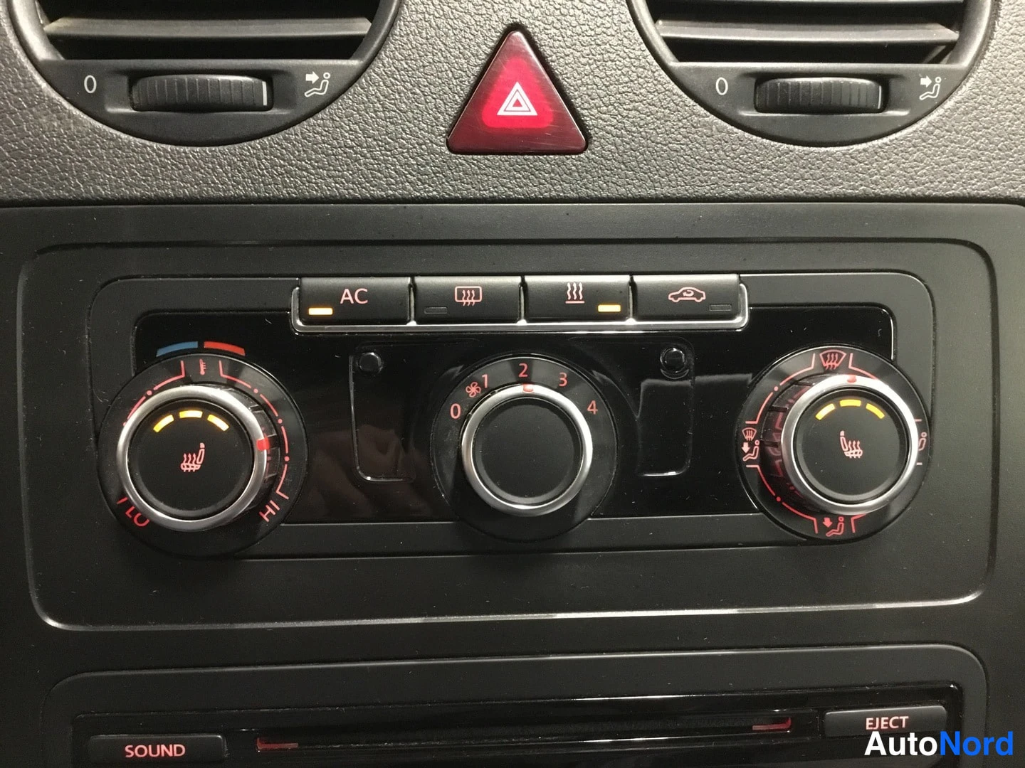 Harmaa Volkswagen Caddy 2011, kuva 9