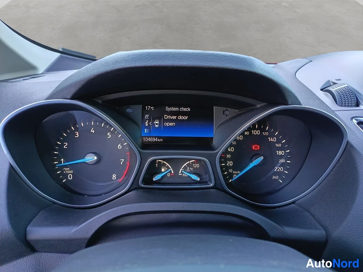 Punainen Ford C-Max 2017, kuva 21