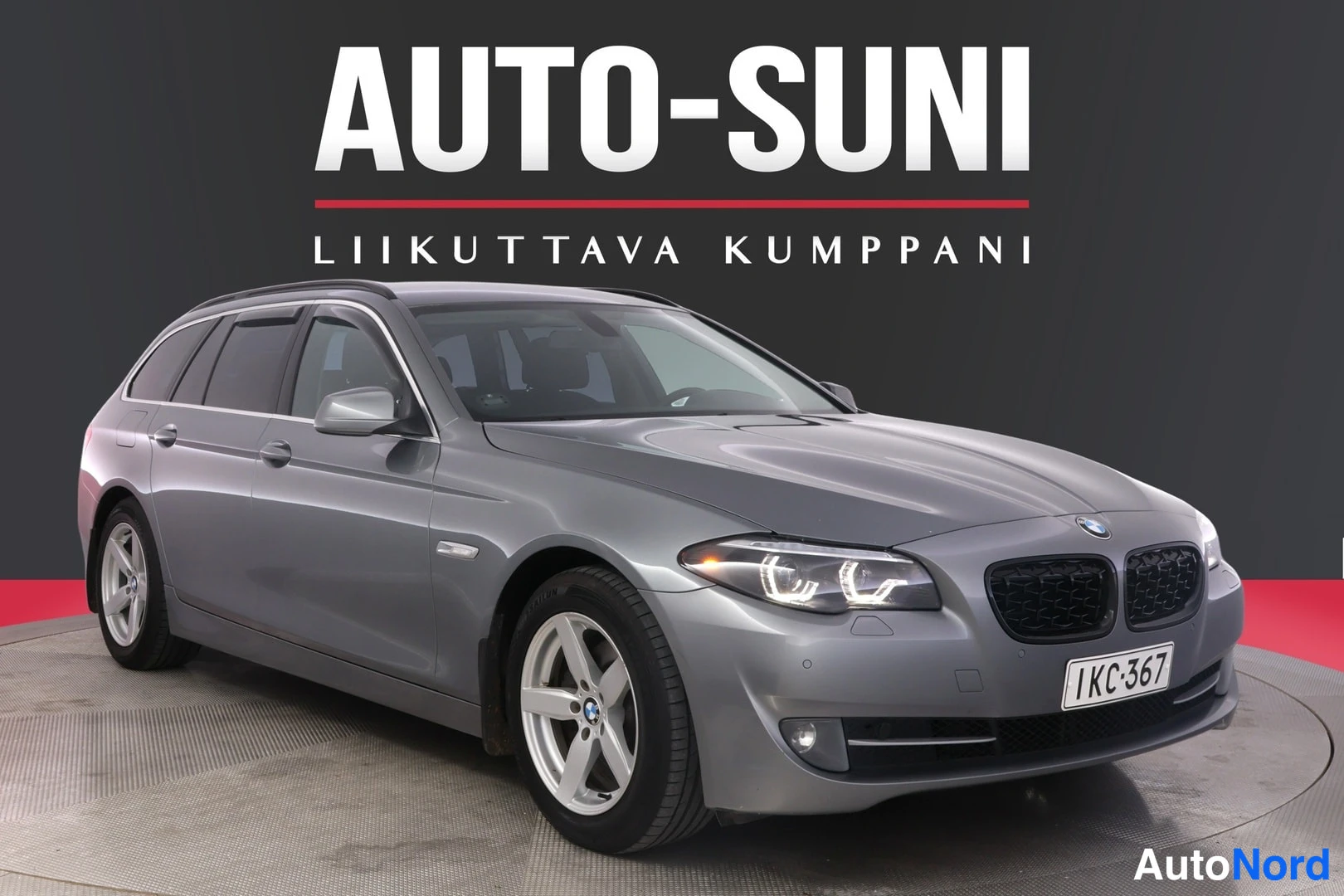Hopea BMW 520d 2011, etuviisto, keula oikealle, kuva 2