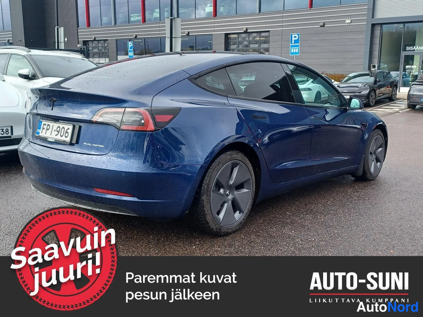 Blue Tesla Model 3 2022, photo 2