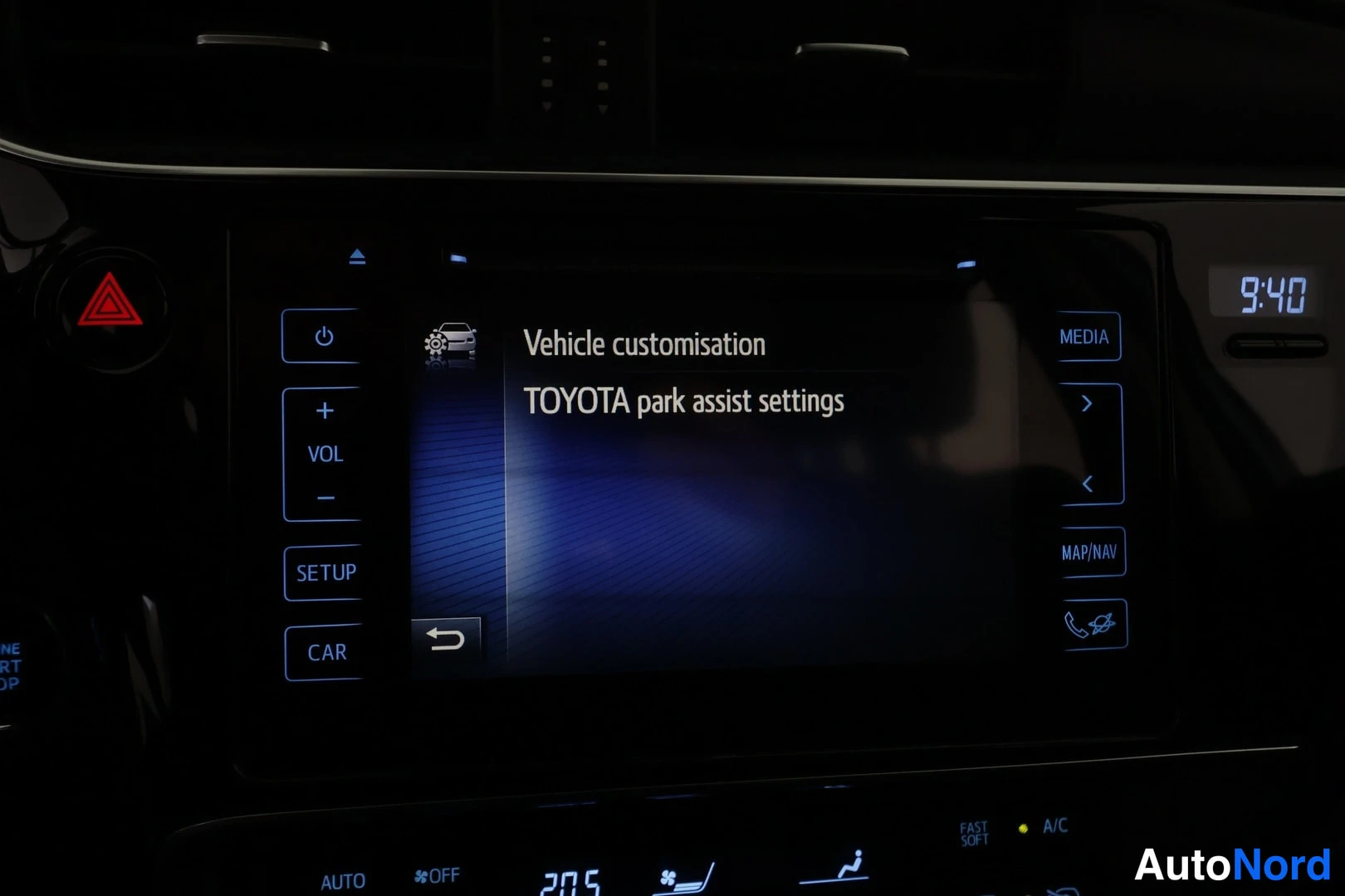 Sininen Toyota Auris 2017, kuva 39