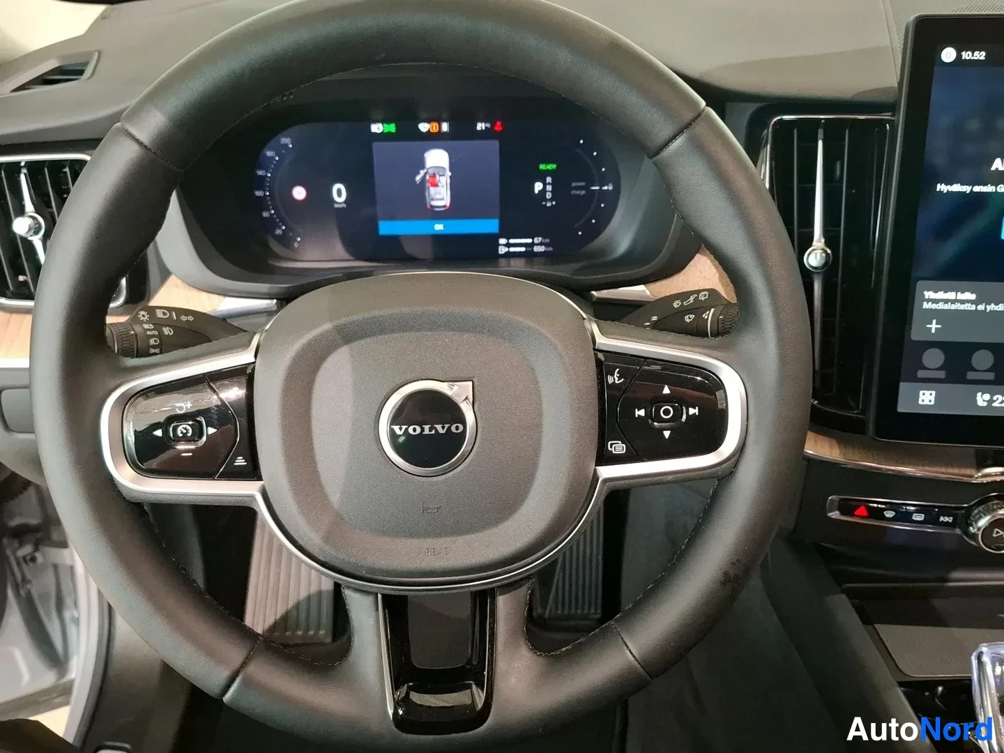 Hopea Volvo XC60 2026, kuva 8