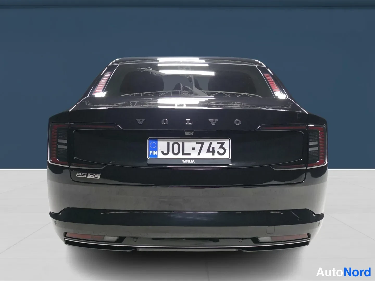 Musta Volvo ES90 2026, takaa, kuva 6