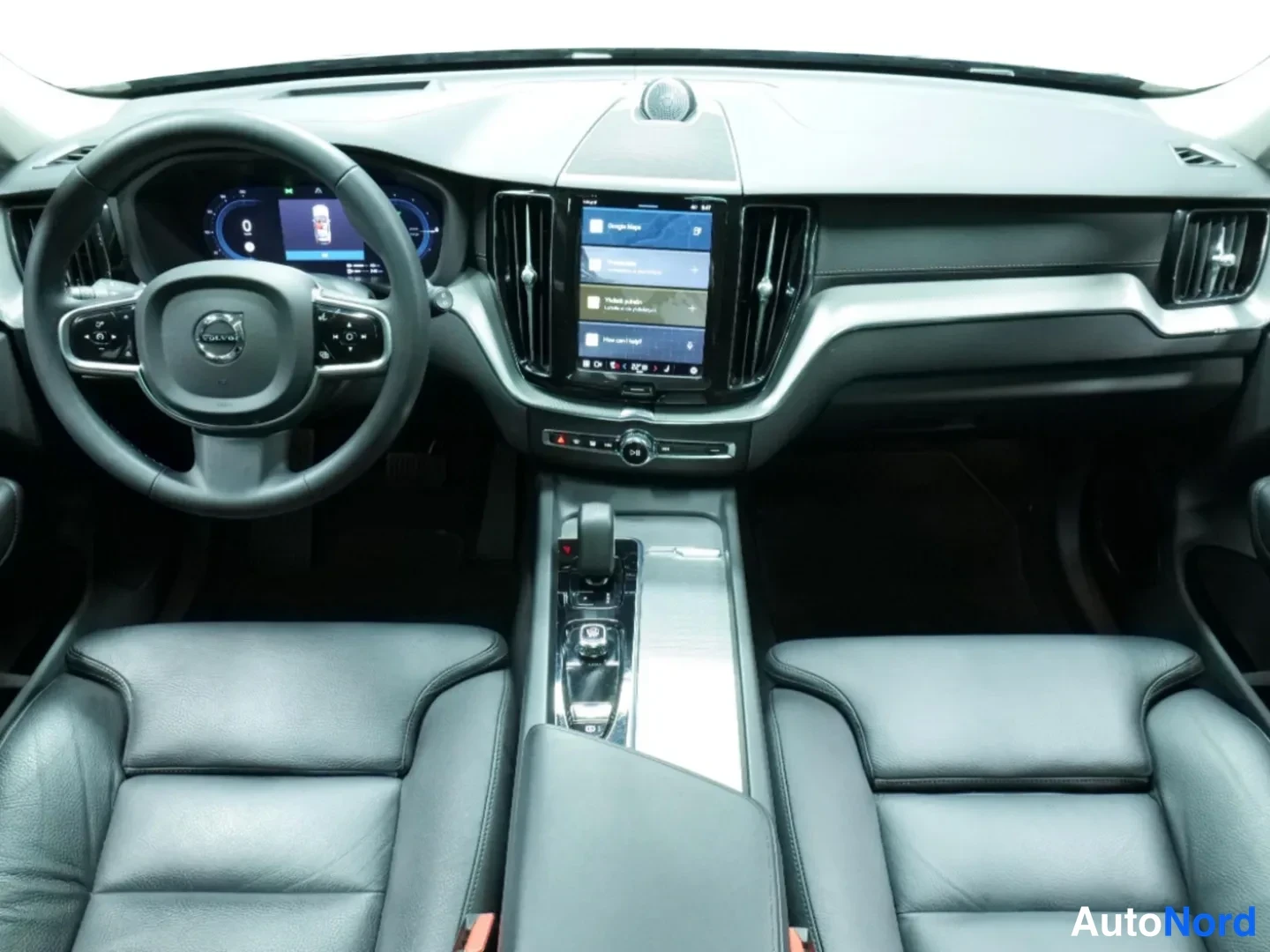 Musta Volvo XC60 2023, kuva 14