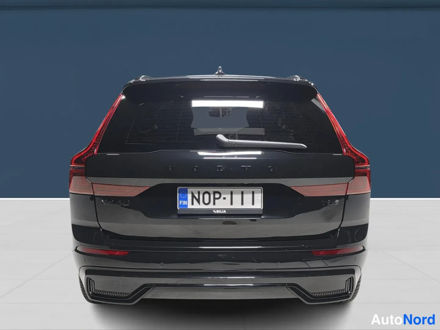 Musta Volvo XC60 2026, takaa, kuva 8