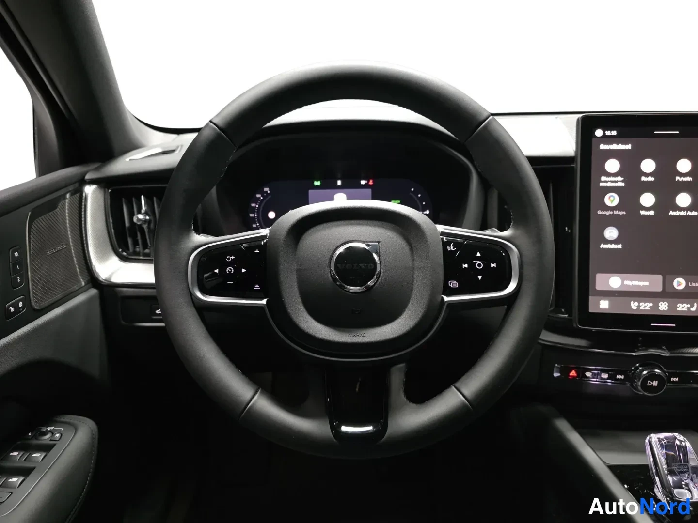Musta Volvo XC60 2026, kuva 10
