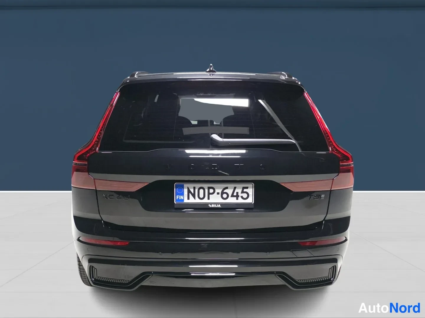 Musta Volvo XC60 2026, takaa, kuva 6