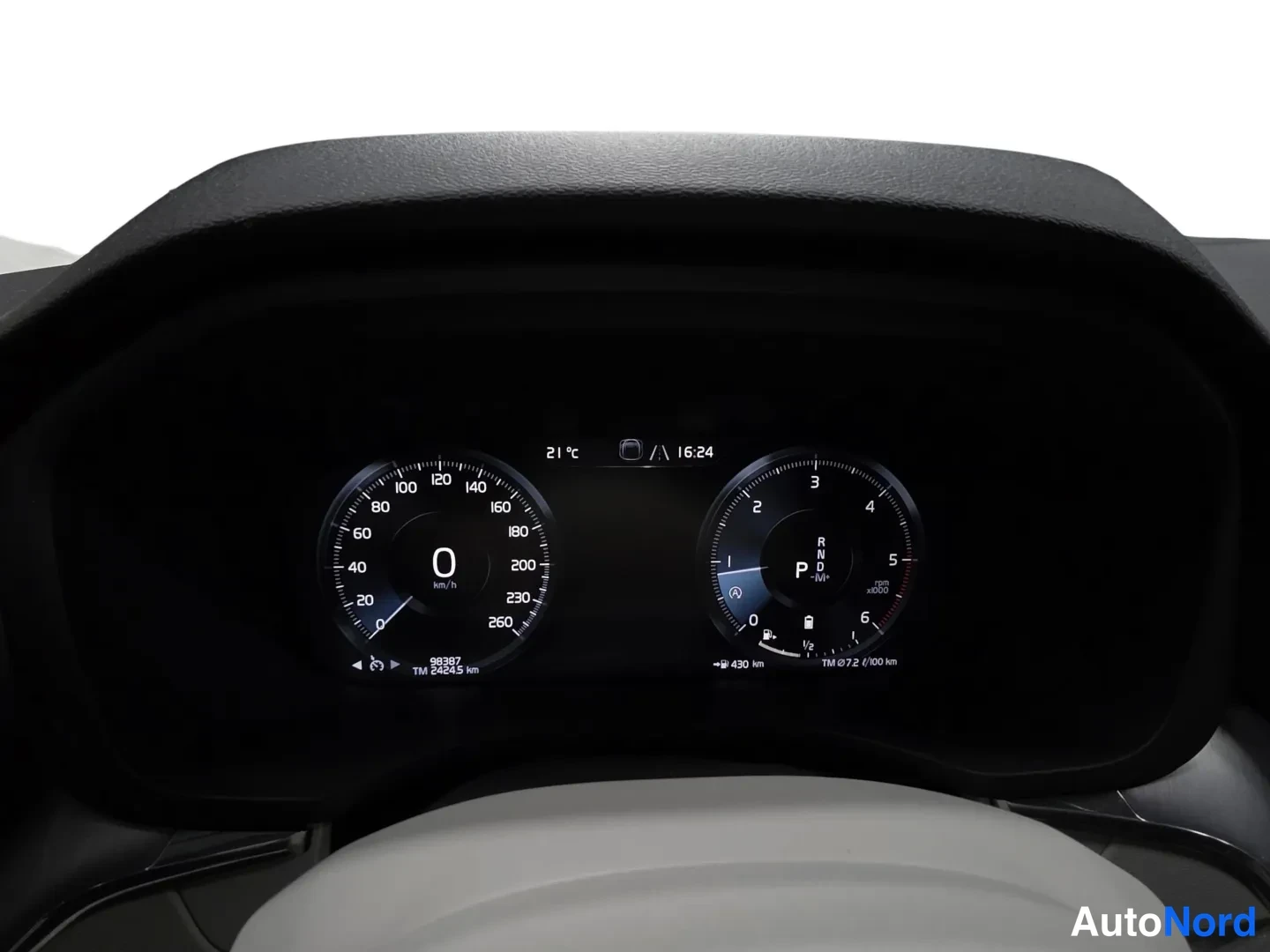 Brown Volvo XC60 2020, photo 9