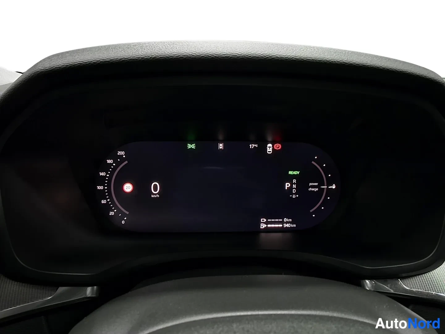 Punainen Volvo V60 2024, kuva 7