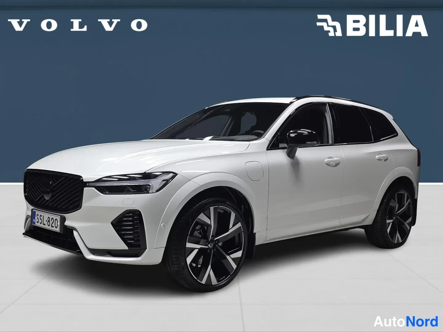 Volvo XC60 T8 AWD Ultra Black Edition 2027