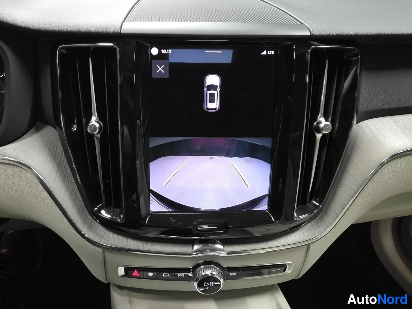 Black Volvo XC60 2023, photo 12