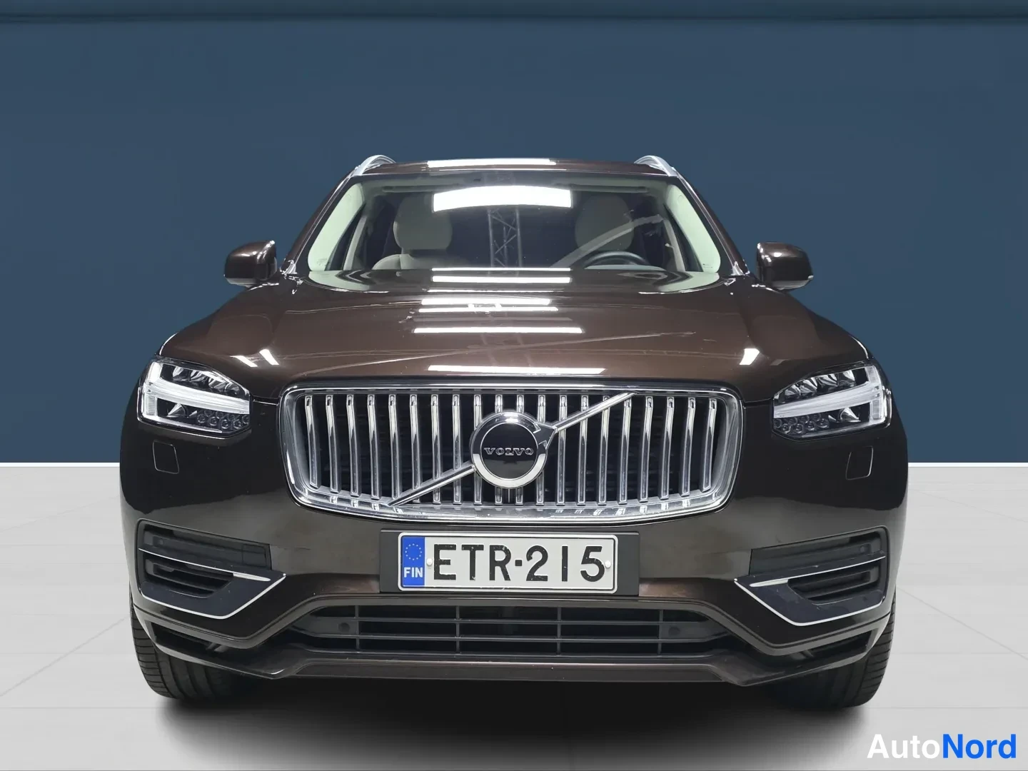 Brown Volvo XC90 2021, front, photo 3