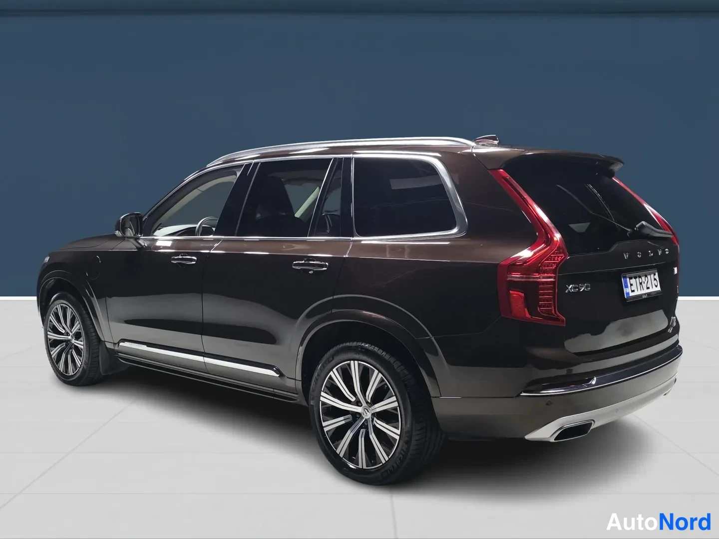 Brown Volvo XC90 2021, rear three-quarter, photo 5