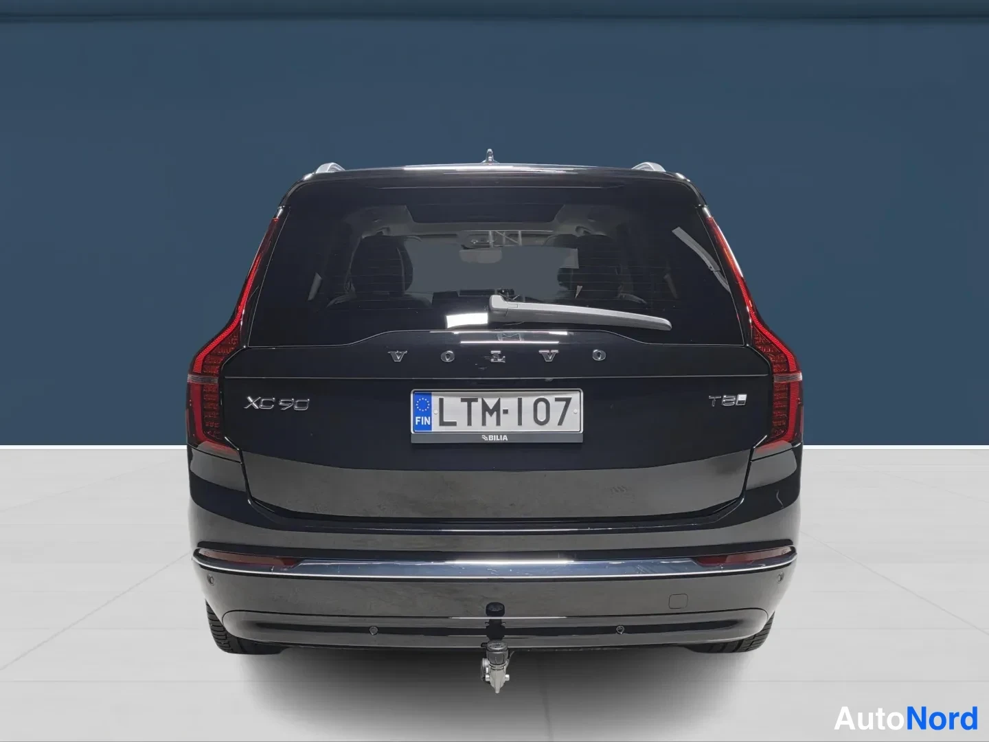 Svart Volvo XC90 2026, bakifrån, bild 6